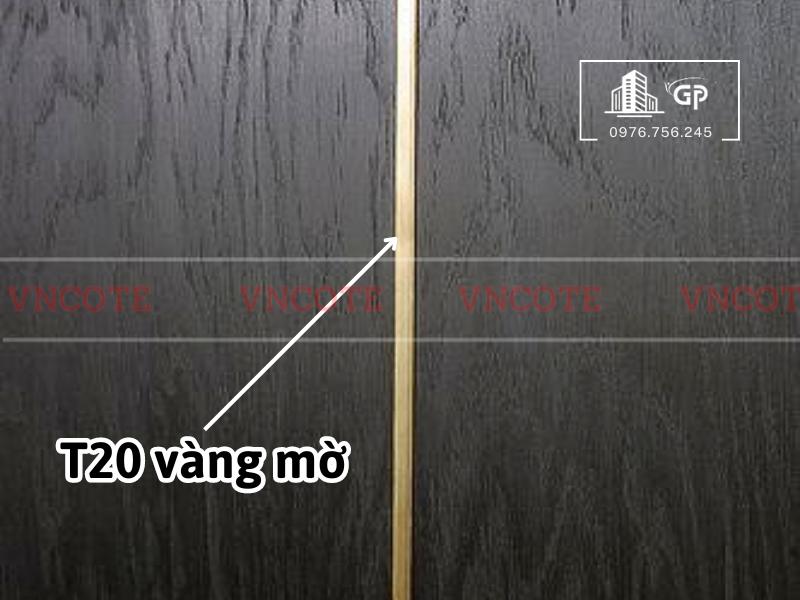 hinh-anh-thi-cong-nep-nhom-T20-vang-mo