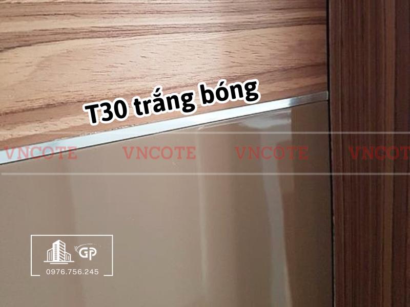 hinh-anh-thi-cong-nep-nhom-chu-T30