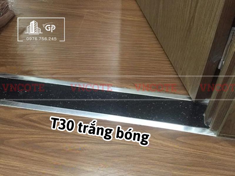 hinh-anh-thi-cong-nep-nhom-chu-T30