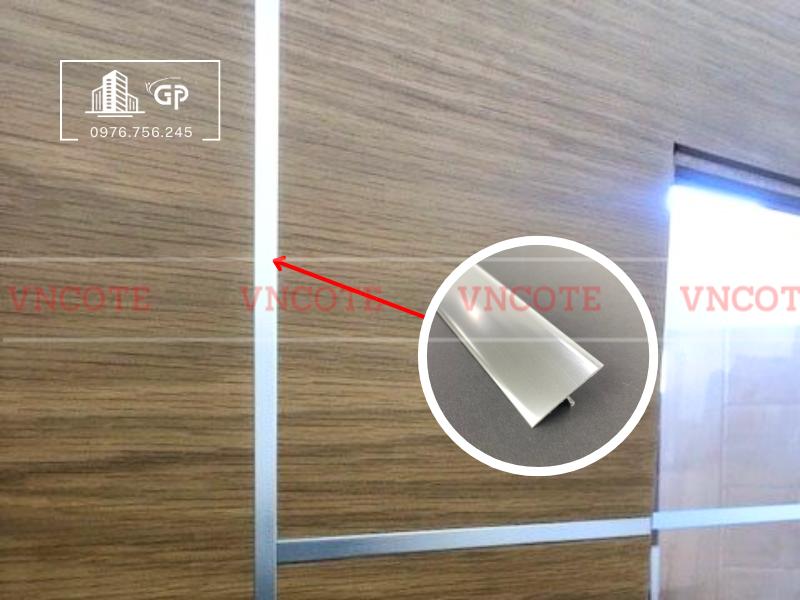 hinh-anh-thi-cong-nep-nhom-chu-T30