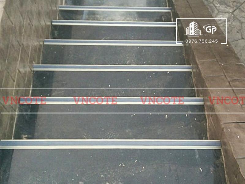 Nẹp cầu thang DT-0024