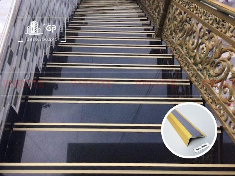 Nẹp mũi bậc cầu thang NPL-20SB