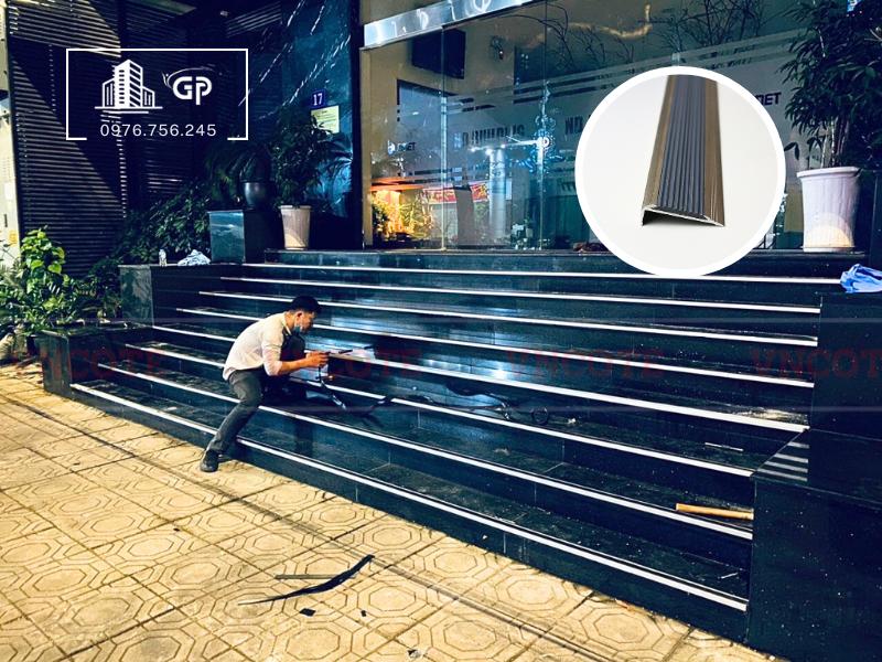 Nẹp mũi bậc cầu thang NPL-8.0