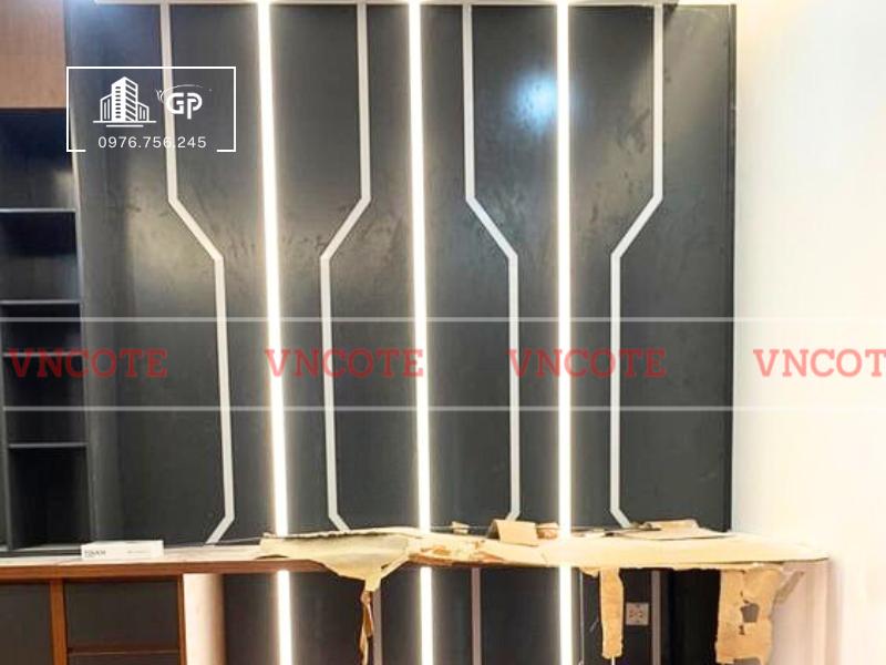 hinh-anh-thi-cong-thanh-nhom-den-led-dinh-hinh-JLA-20W