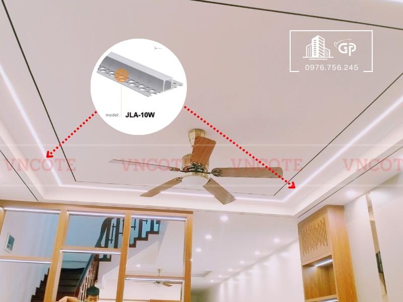 hinh-anh-thi-cong-thanh-nhom-den-led-dinh-hinh-JLA-10W