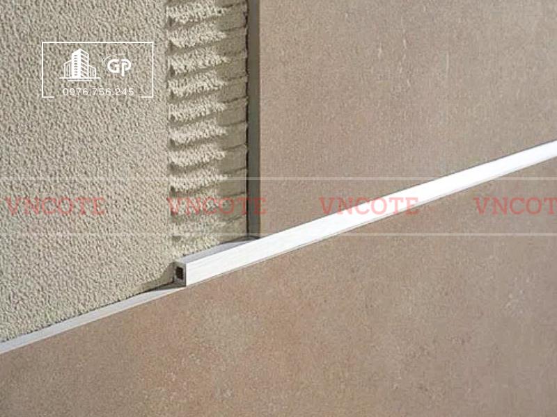 Nẹp nhôm u5 trắng bóng