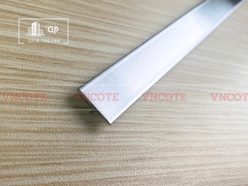 nep-inox-T15-trang-xuoc