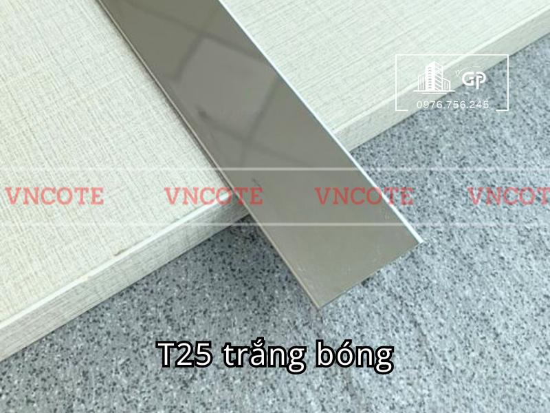 hinh-anh-thi-cong-nep-inox-T25-trang-bong