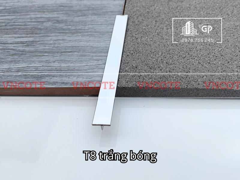 nep-inox-u8-trang-bong