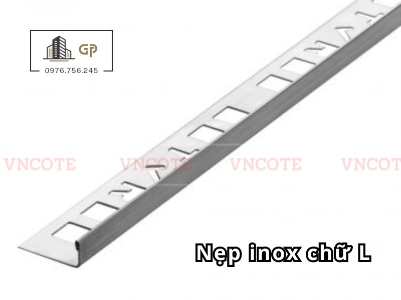 nep-inox-bo-goc-canh-ôp-lat
