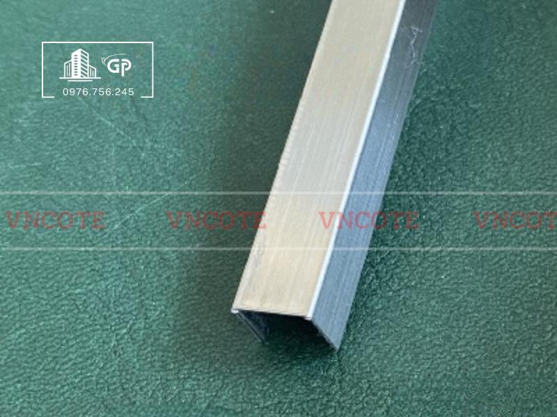 nep-inox-u10-trang-mo