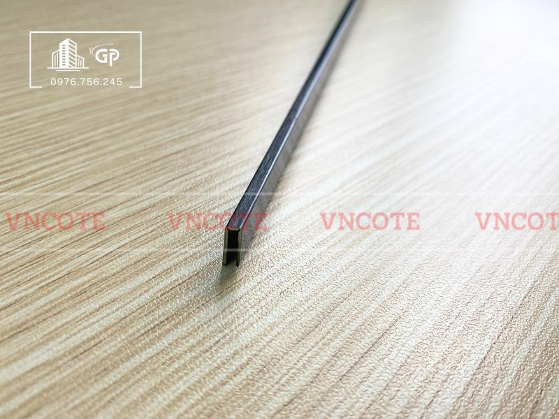 hinh-anh-nep-inox-u3-den-xuoc