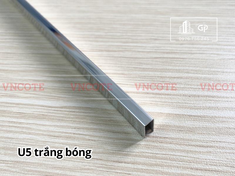 hinh-anh-nep-inox-u5-trang-bong