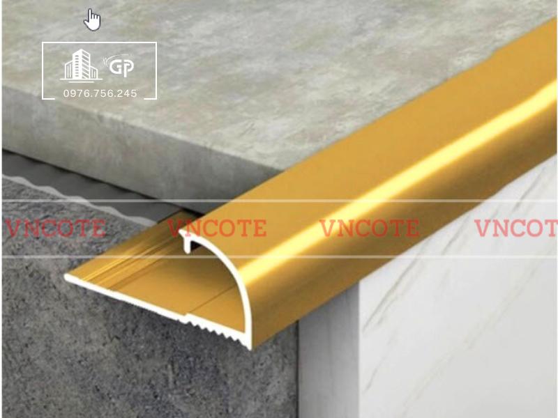 Nẹp nhôm bo góc tròn vàng bóng