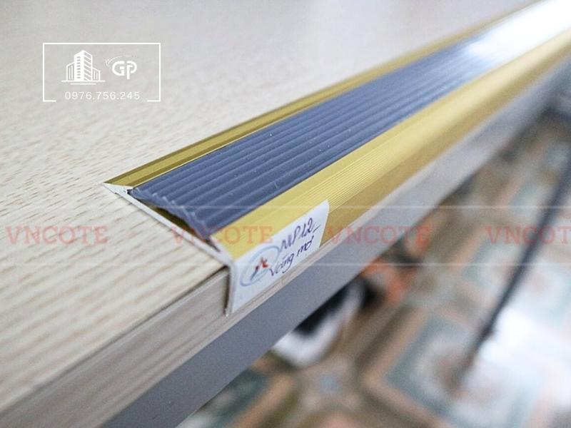 Nẹp mũi bậc NPL-20VM