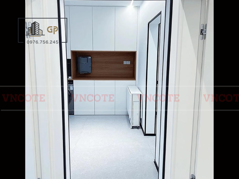 hinh-anh-thi-cong-nep-inox-V20-den-bong