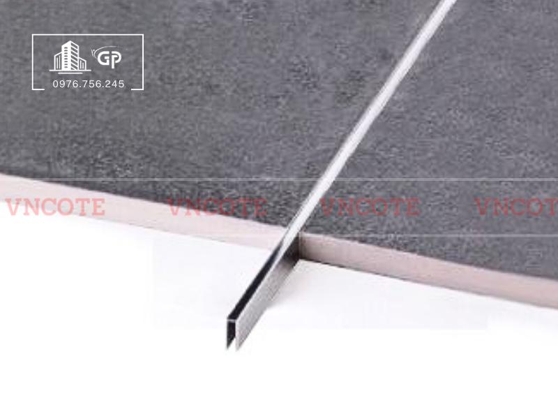 Nẹp inox chữ U3mm màu trắng bóng