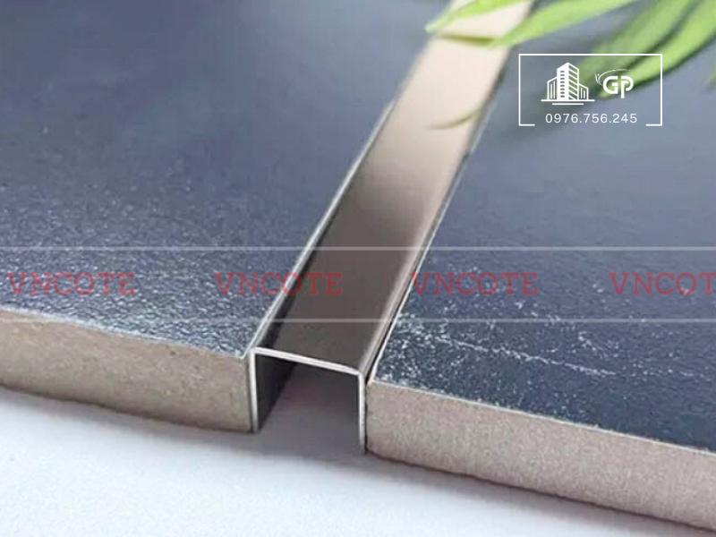 Nẹp inox chữ U10mm màu trắng bóng