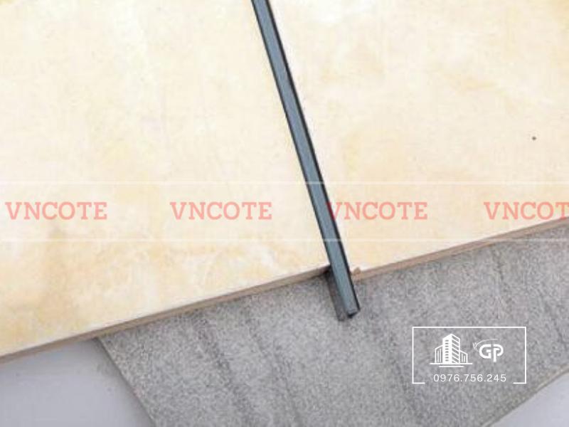 Nẹp inox chữ U5mm màu đen xước