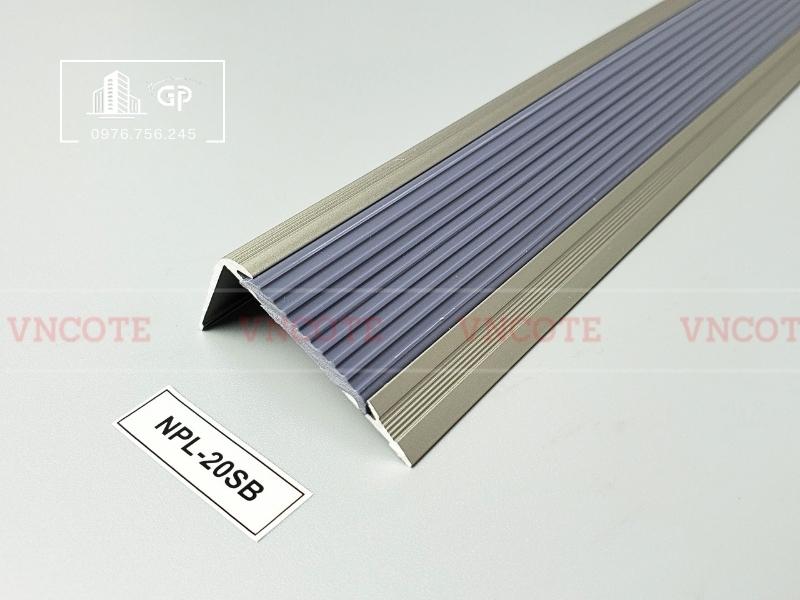 Nẹp chống trơn cầu thang NPL-20SB