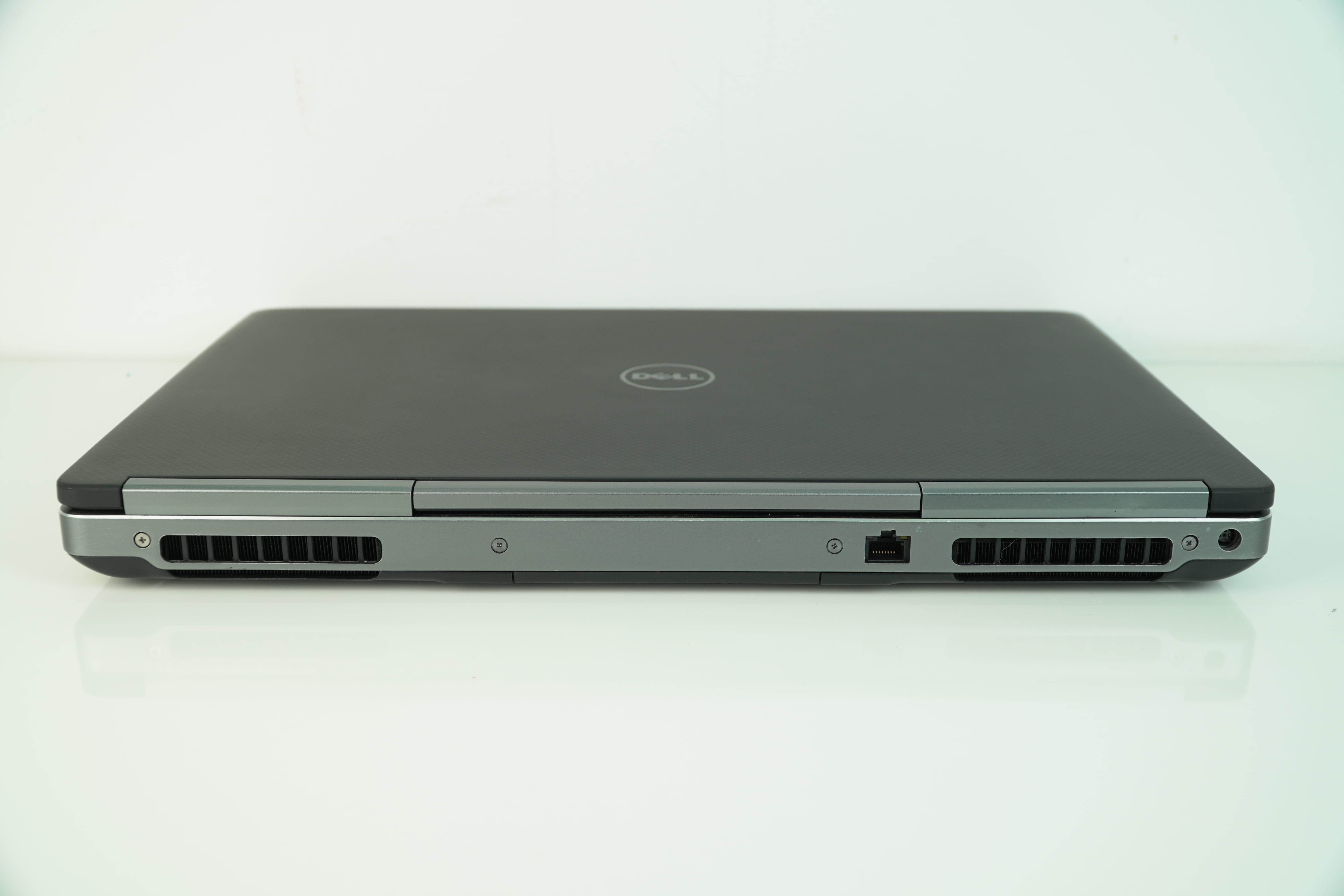 Dell Precision 7710 - Core i7-6820HQ NVIDIA Quadro M4000M 17.3 FHD