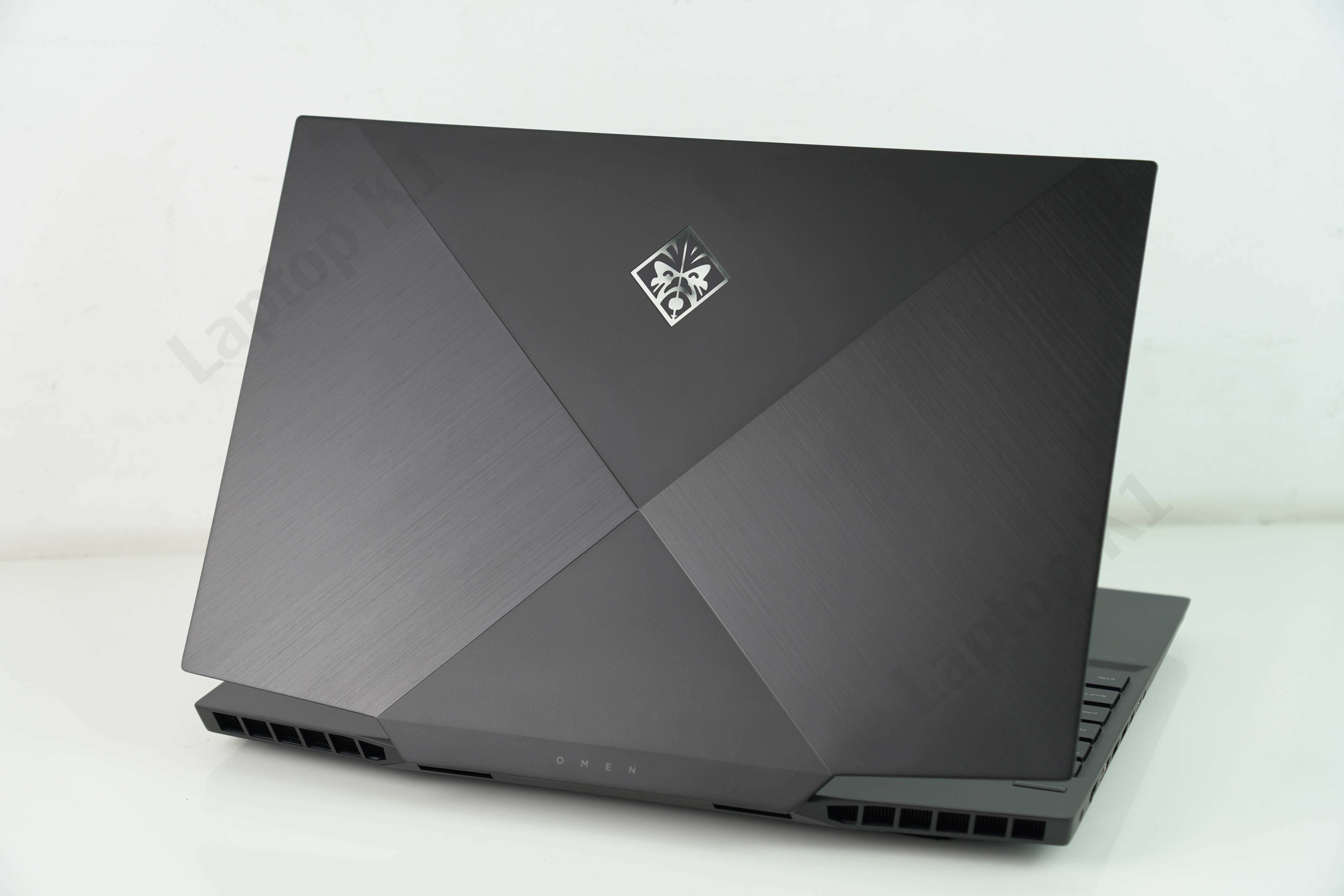 HP Omen 15 2020 - Core i7 10750H RTX 2070 15.6 inch FHD 144Hz