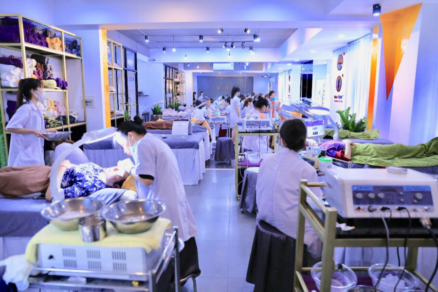 Ngành chăm sóc sắc đẹp đang là  “Xu hướng”  của thời đại