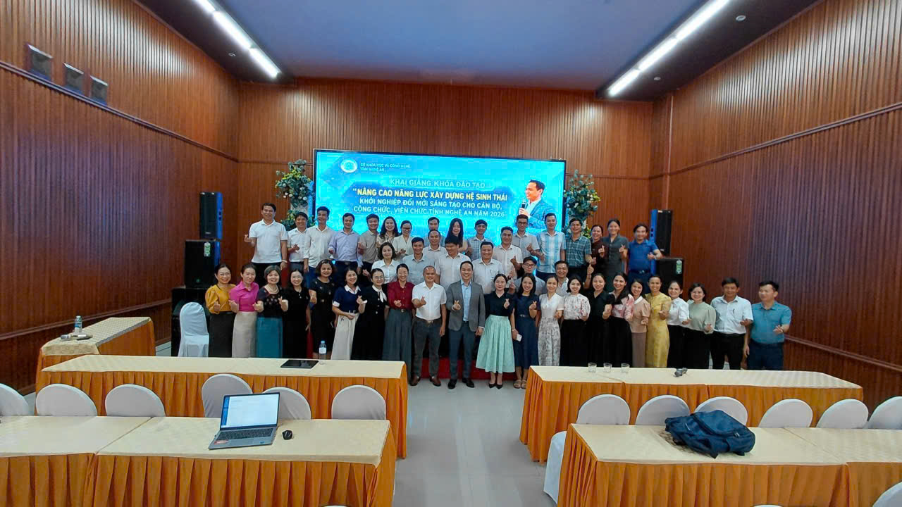 TRƯỜNG TRUNG CẤP VIỆT – ÚC CHỦ ĐỘNG NÂNG CAO NĂNG LỰC, KIẾN TẠO HỆ SINH THÁI PHÁT TRIỂN