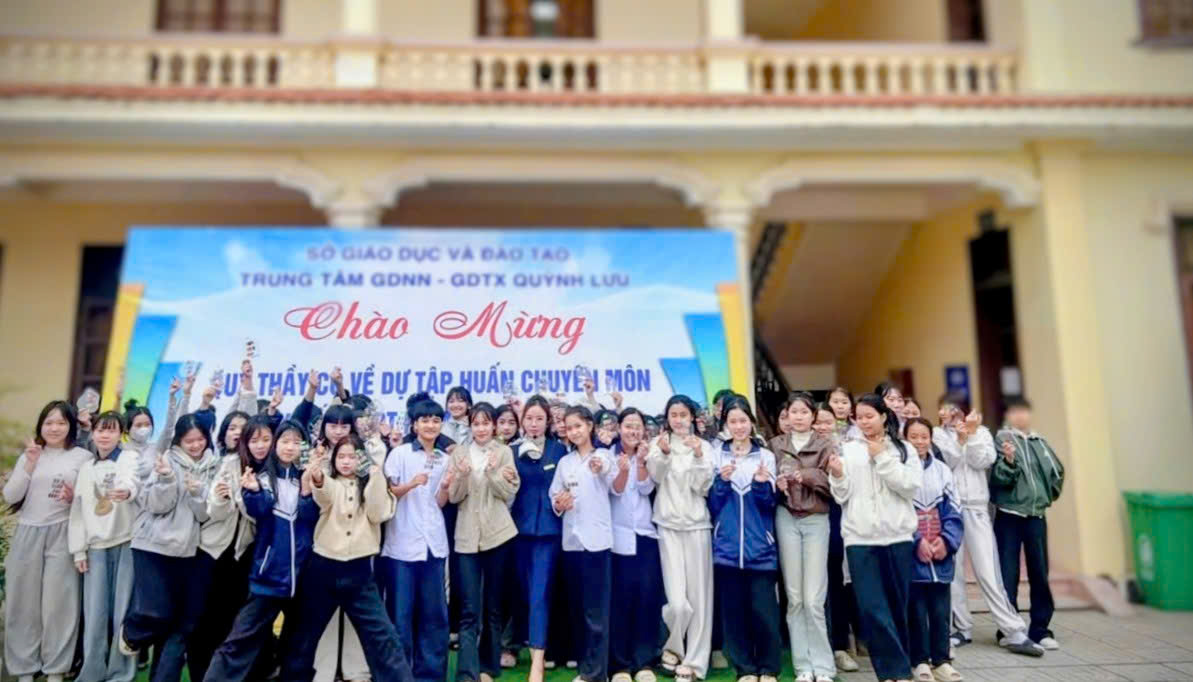 TUYỂN SINH TRUNG CẤP NGÀNH CHĂM SÓC SẮC ĐẸP