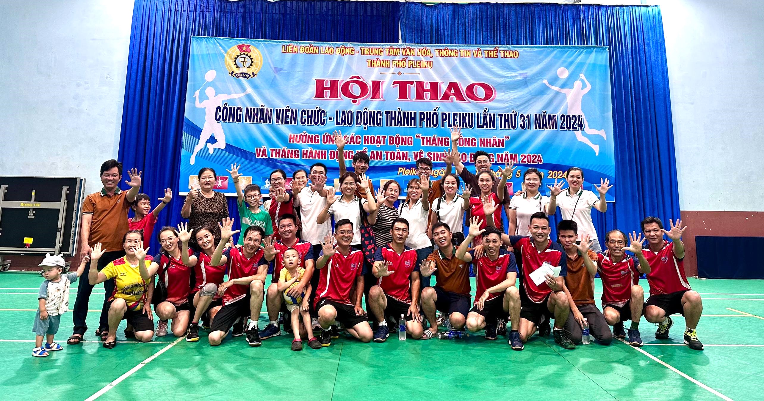 Giải Nhất Hội Thao Liên Đoàn Lao Động Thành Phố Pleiku- Bộ Môn Bóng Chuyền Nam Nữ Kết Hợp
