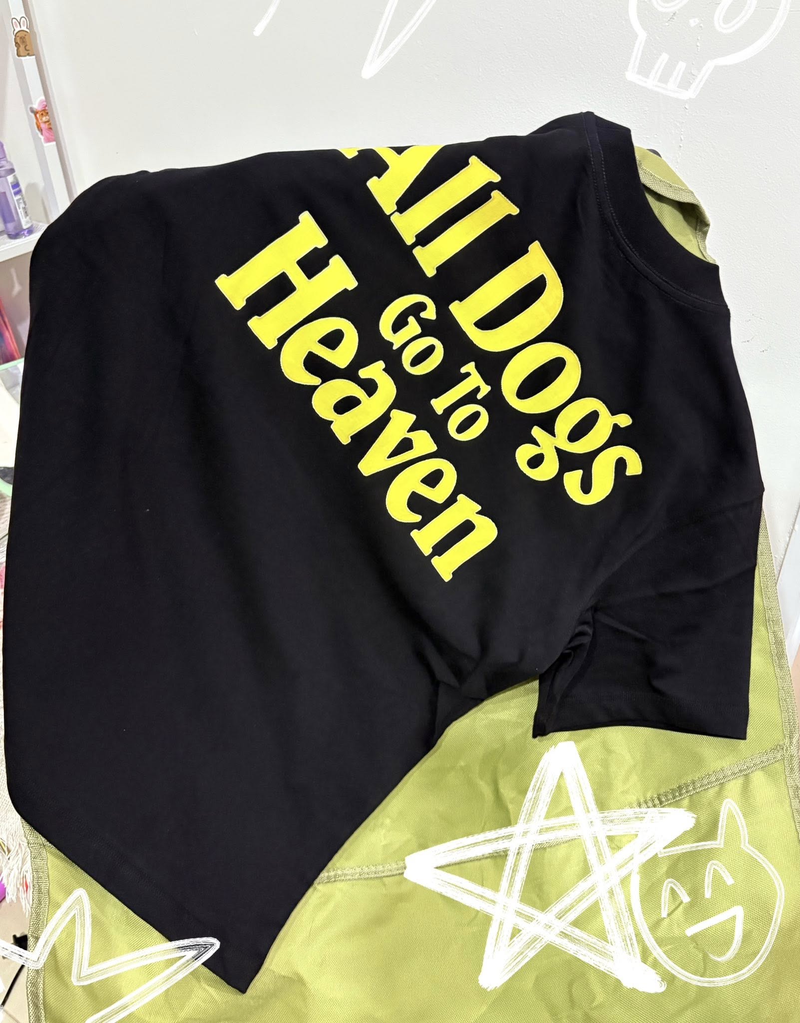 Áo thun ALL DOGS GO TO HEAVEN