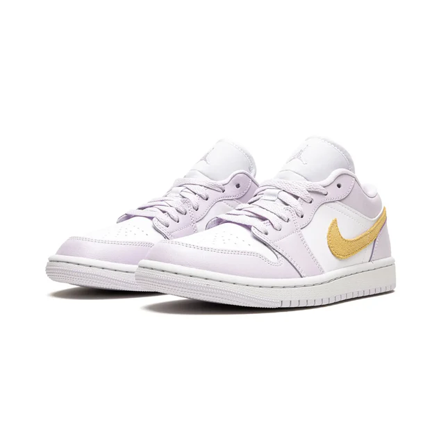 Air Jordan 1 Low Barely Grape