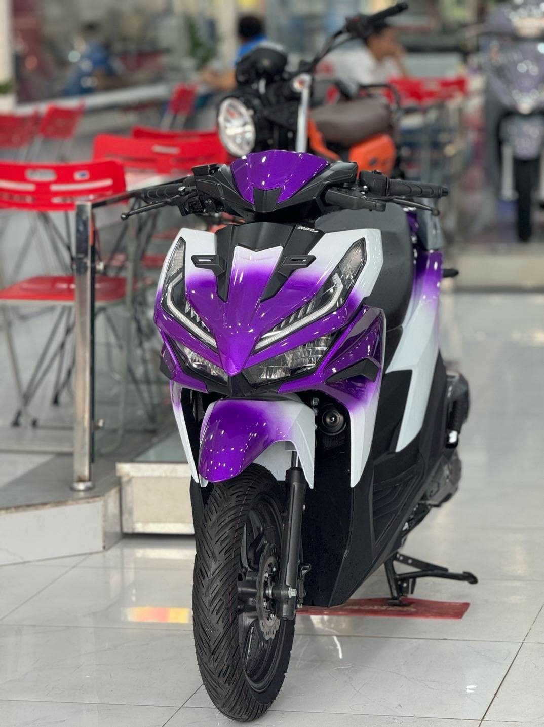 Vario 125