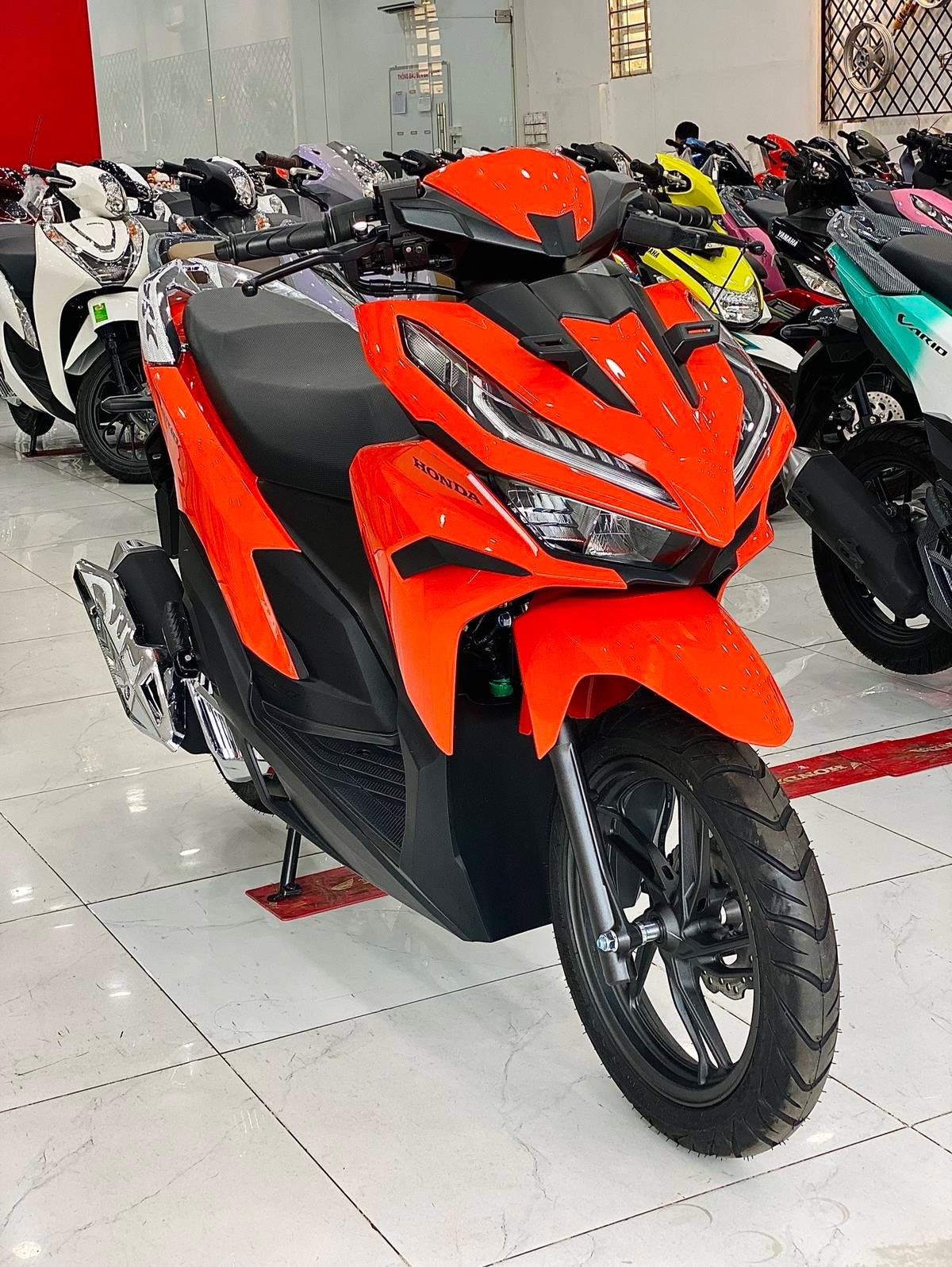 Vario 125