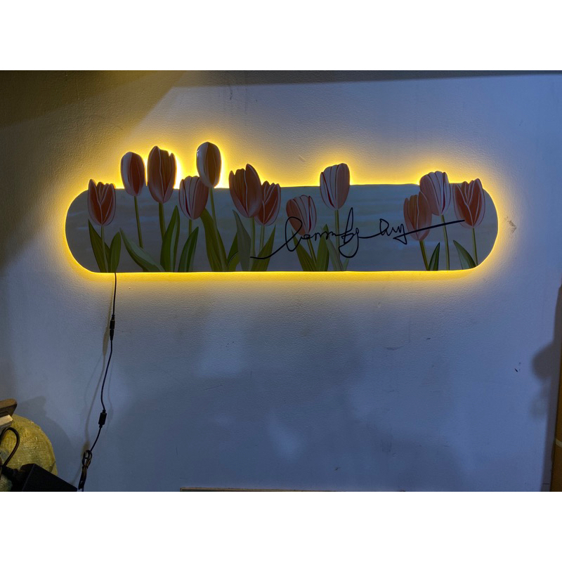 Tranh tráng gương hoa tulip cắt theo hình - tranh led treo tường hoa