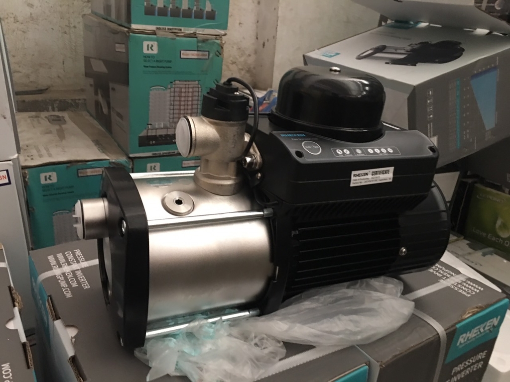 Máy bơm tăng áp siêu êm Rheken RJs3-40A (500W)