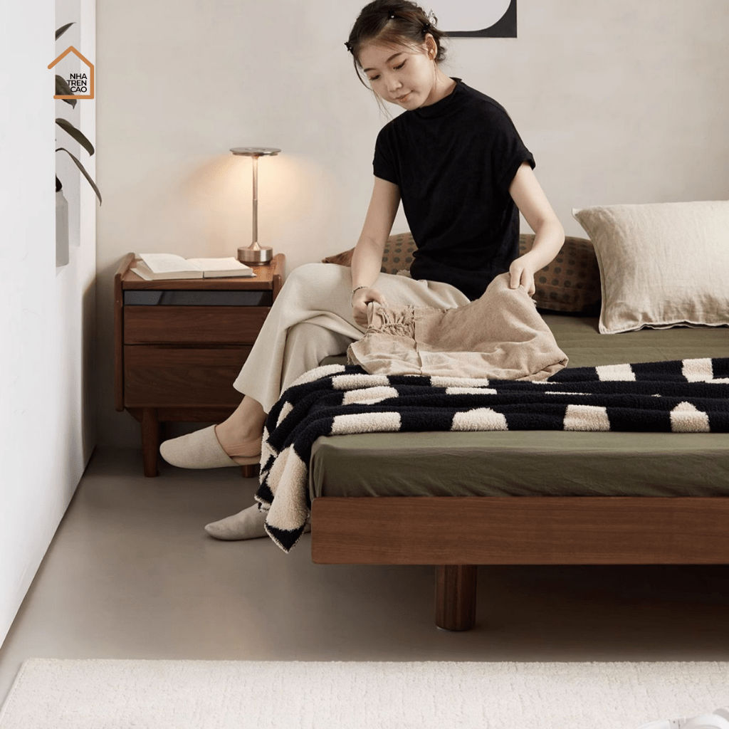 NUBI, Giường ngủ phong cách sang trọng tối giản, GN_019, 200x180x32cm, Plywood phủ Veneer, Nội thất Nhà trên cao