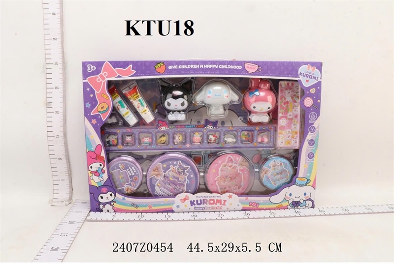 KTU18 HỘP TRÒ CHƠI DẦU LÀM BÁNH KEM KUROMI+ 2 TUÝP KEM+ 1C KUROMI+1C MELODY+1CCinnamoroll (3C KUROMI) 44.5X29X5.5 U10-11-12-13-16-18-19-20-21-22-23-24