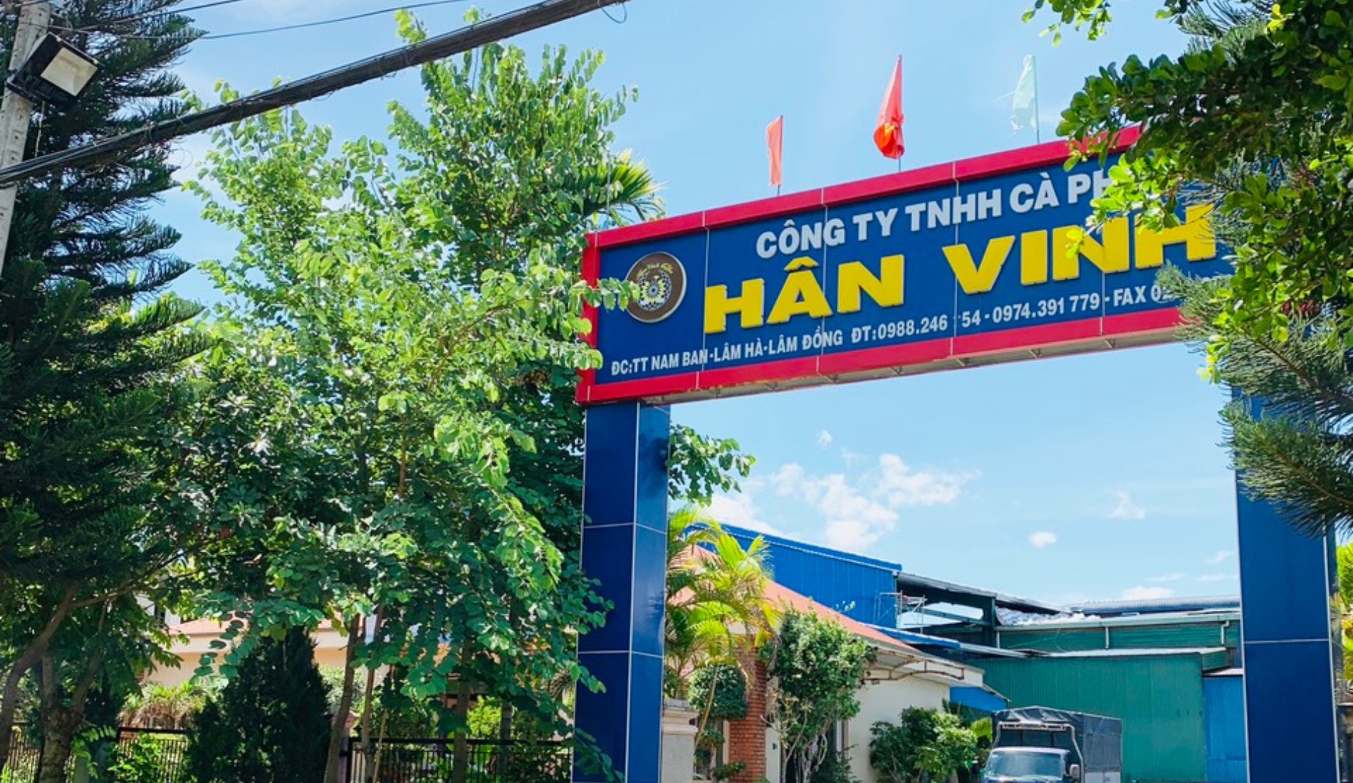 Công ty TNHH Cà Phê Hân Vinh nhận bằng khen của Hiệp Hội Doanh Nghiệp nhỏ và vừa Việt Nam