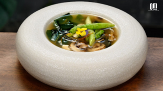 Súp Rong Biển Kiểu Nhật – Hương Vị Tinh Túy, Thanh Lọc Tự Nhiên / Miso Soup – The Quintessence of Flavor, Natural Detoxification