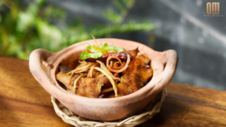 Món Nấm Ram Gừng – Hương Vị Khó Quên Tại OM Eatery / Mushrooms Simmered with Ginger – An Unforgettable Flavor at OM Eatery