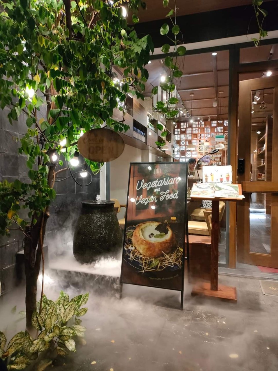 Khám Phá Hành Trình Ẩm Thực 3 Miền Tại OM Eatery