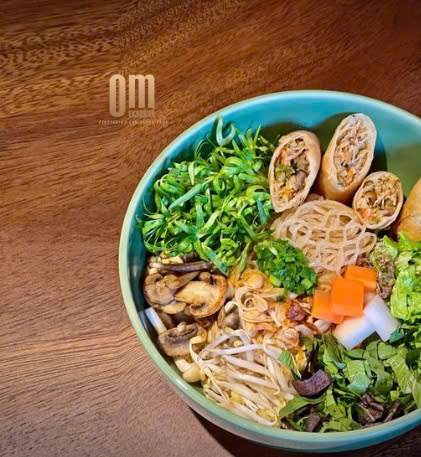 PHỞ SẮN QUẾ SƠN TRỘN NẤM NƯỚNG – MÓN CHAY “HEALTHY” NGON KHÓ CƯỠNG! / QUE SON CASSAVA PHO MIXED WITH GRILLED MUSHROOMS - AN IRRESISTIBLY DELICIOUS AND HEALTHY VEGAN DISH!