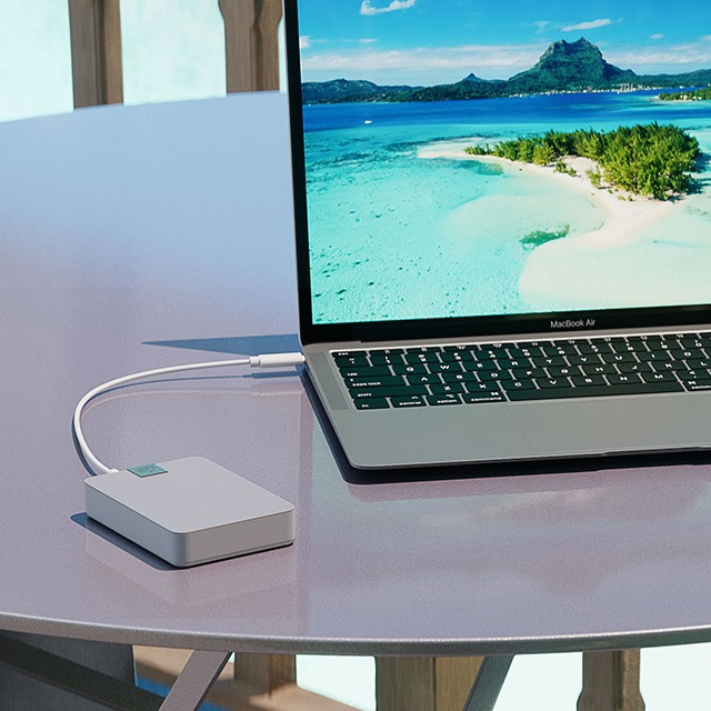 Ổ cứng di động HDD Seagate Backup Plus Ultra Touch 2TB 2.5" USB Type C upto 120MB/s STMA2000400 - Bảo hành 2 năm