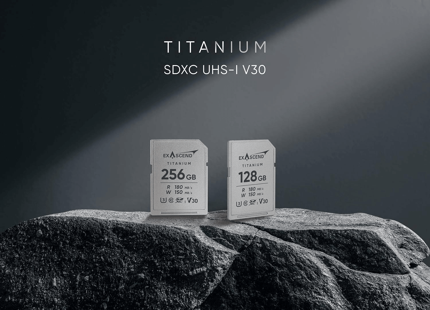Thẻ Nhớ SDXC Exascend Titanium 256GB C10 U3 V30 UHS-I upto 180MB/s EX256GSDU1-M - Bảo hành 5 năm