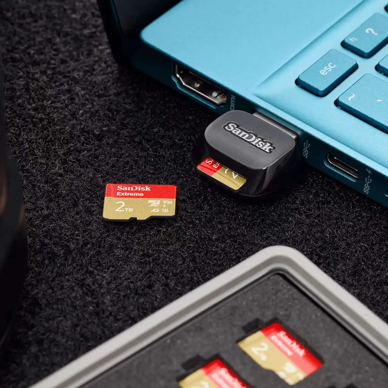 Đầu đọc thẻ nhớ MicroSD SanDisk QuickFlow USB 3.0 Gen 1 UHS-I SDDR-B731-GN6NN - Bảo hành 5 năm