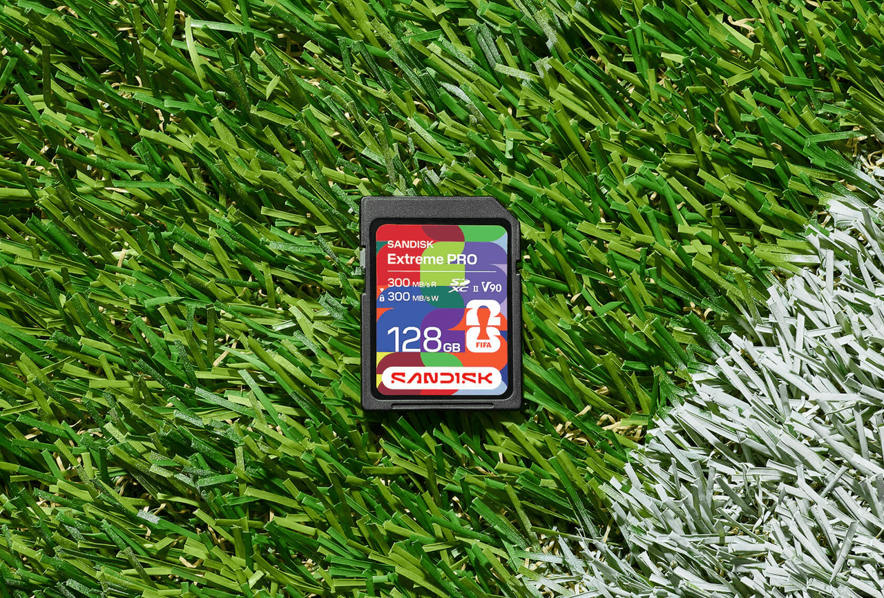 Thẻ nhớ SDXC SanDisk FIFA World Cup 2026 128GB V90 U3 UHS-II 300MB/s SDSDXDM-128G-GN4IH  - Bảo hành 7 năm