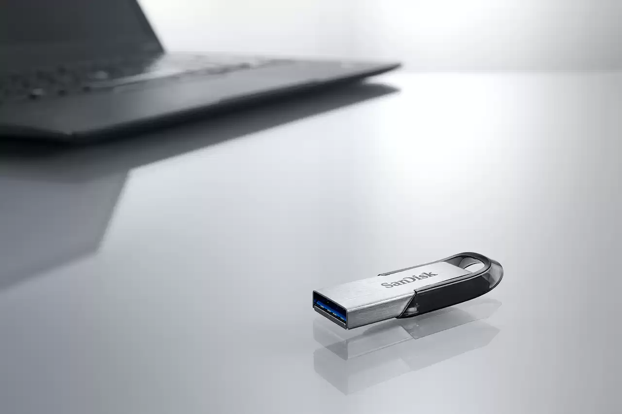 USB 3.0 SanDisk Ultra Flair SDCZ73 32GB 150MB/s SDCZ73-032G-G46 - Bảo hành 5 năm
