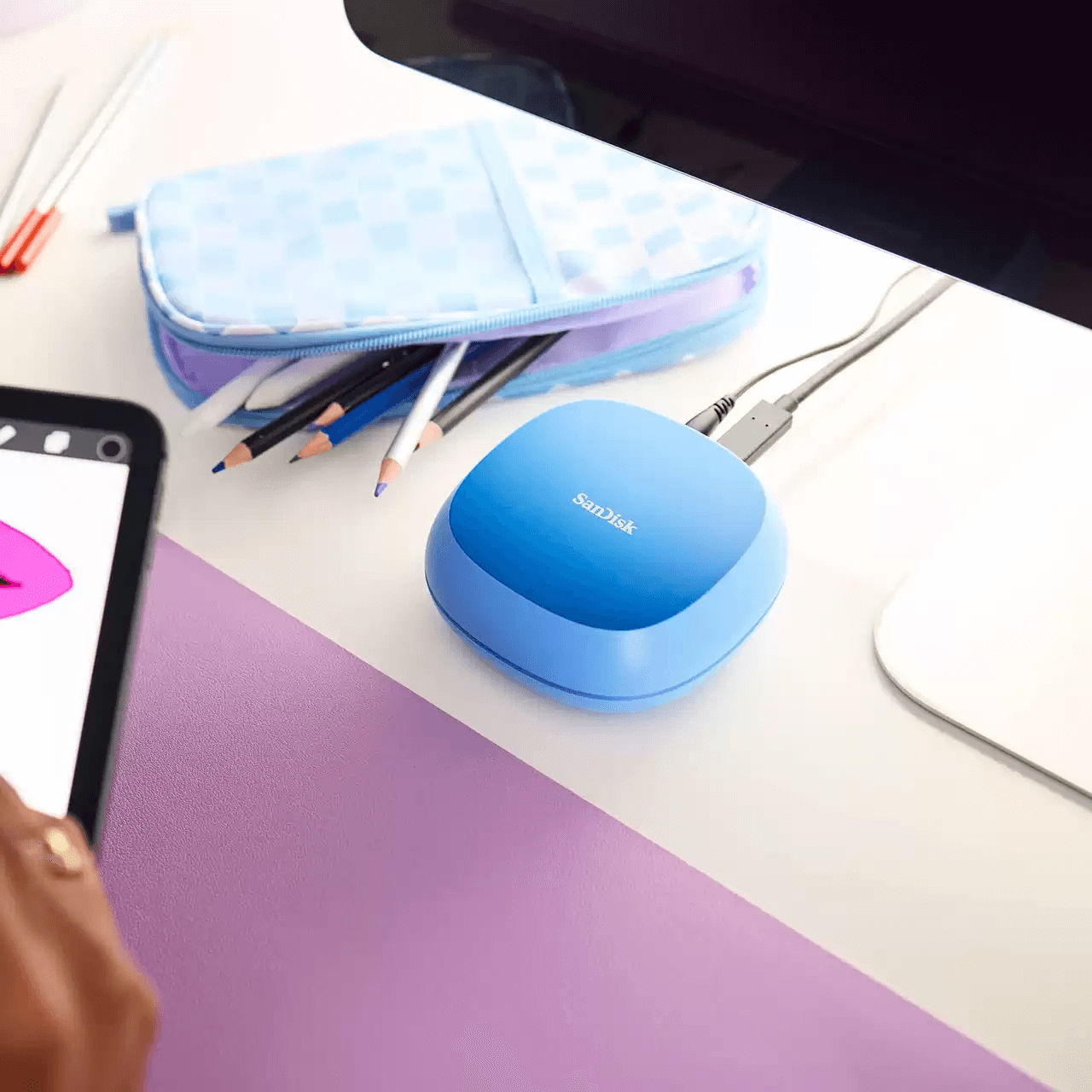 Ổ cứng để bàn SSD SanDisk Desk Drive 8TB USB-A Type-C 1000MB/s SDSSDT40C-8T00-A25 - Bảo Hành 3 năm