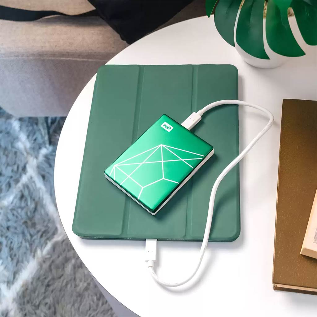Ổ cứng di động HDD Western Digital My Passport Ultra Type-C USB3.0 2.5" 6TB 5Gbps Green WDBECU0060BGN-WESN - Bảo hành 3 năm